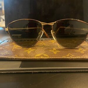 Ray-Ban Gold Frame Black Lens Women's Sunglasses - Cat Eye Style